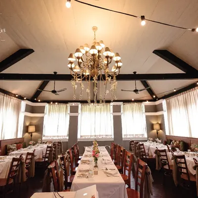 STG Tea House Cafe restaurant