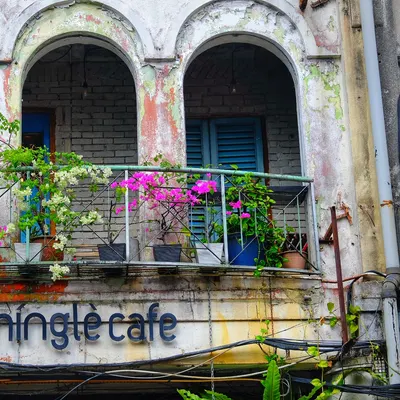 Mingle Cafe restaurant