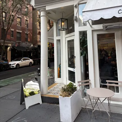 CHLOE'S restaurant