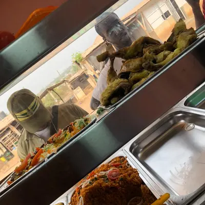 Breadwrapz foods restaurant