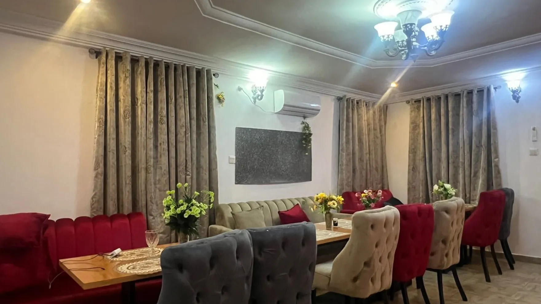Gorge De Confiance Restaurant & Spa restaurant in Ondo