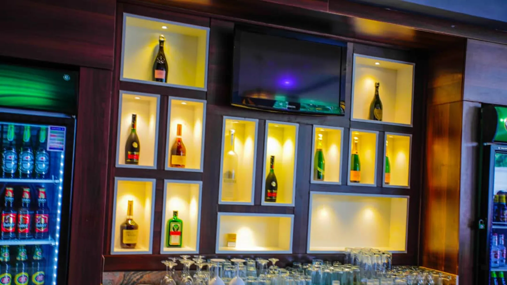 Rewind Luxury Place restaurant in Enugu