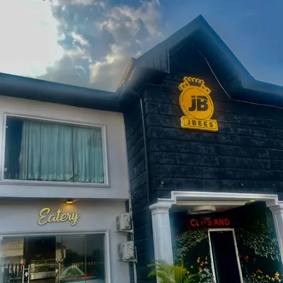 Jbees Lounge, Nightclub, Eatery and Salon restaurant