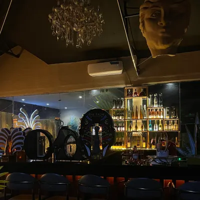 The Palm Resto lounge restaurant