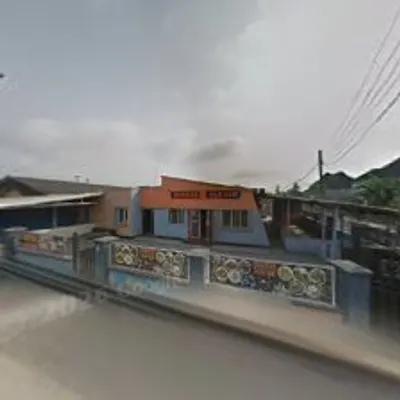 Warri Mama African Restaurant, Bar restaurant