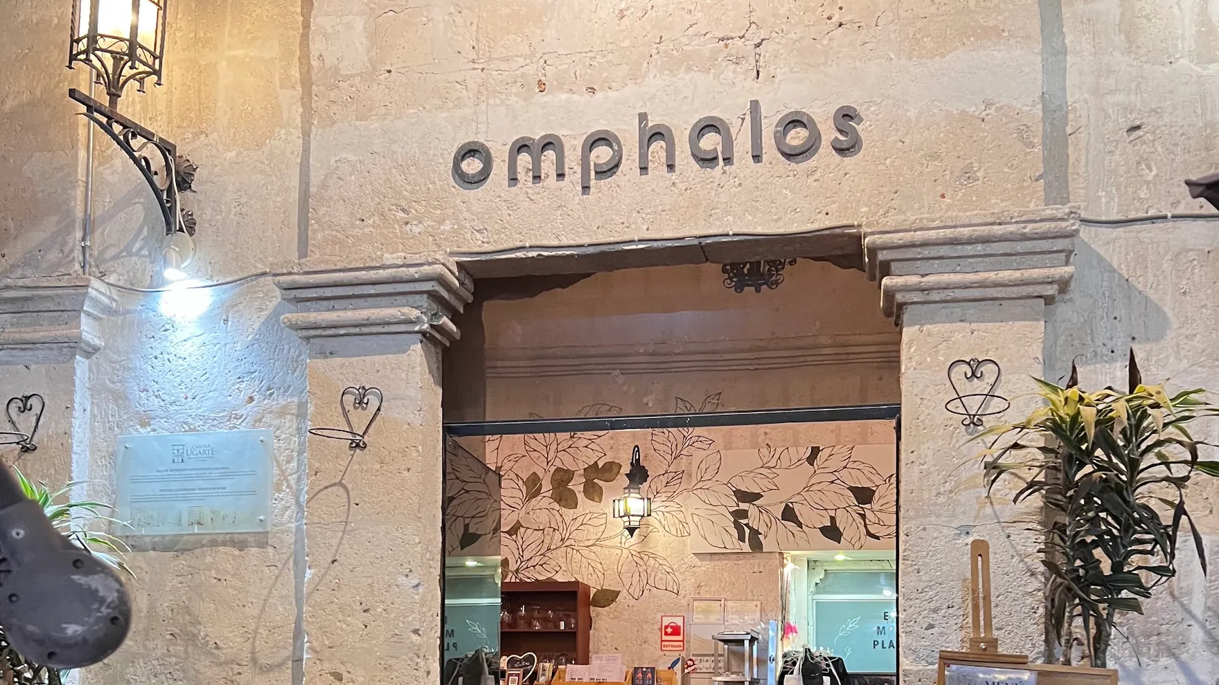 Omphalos Restaurant Vegetariano -Vegano restaurant in Calle Pte. Bolognesi 116