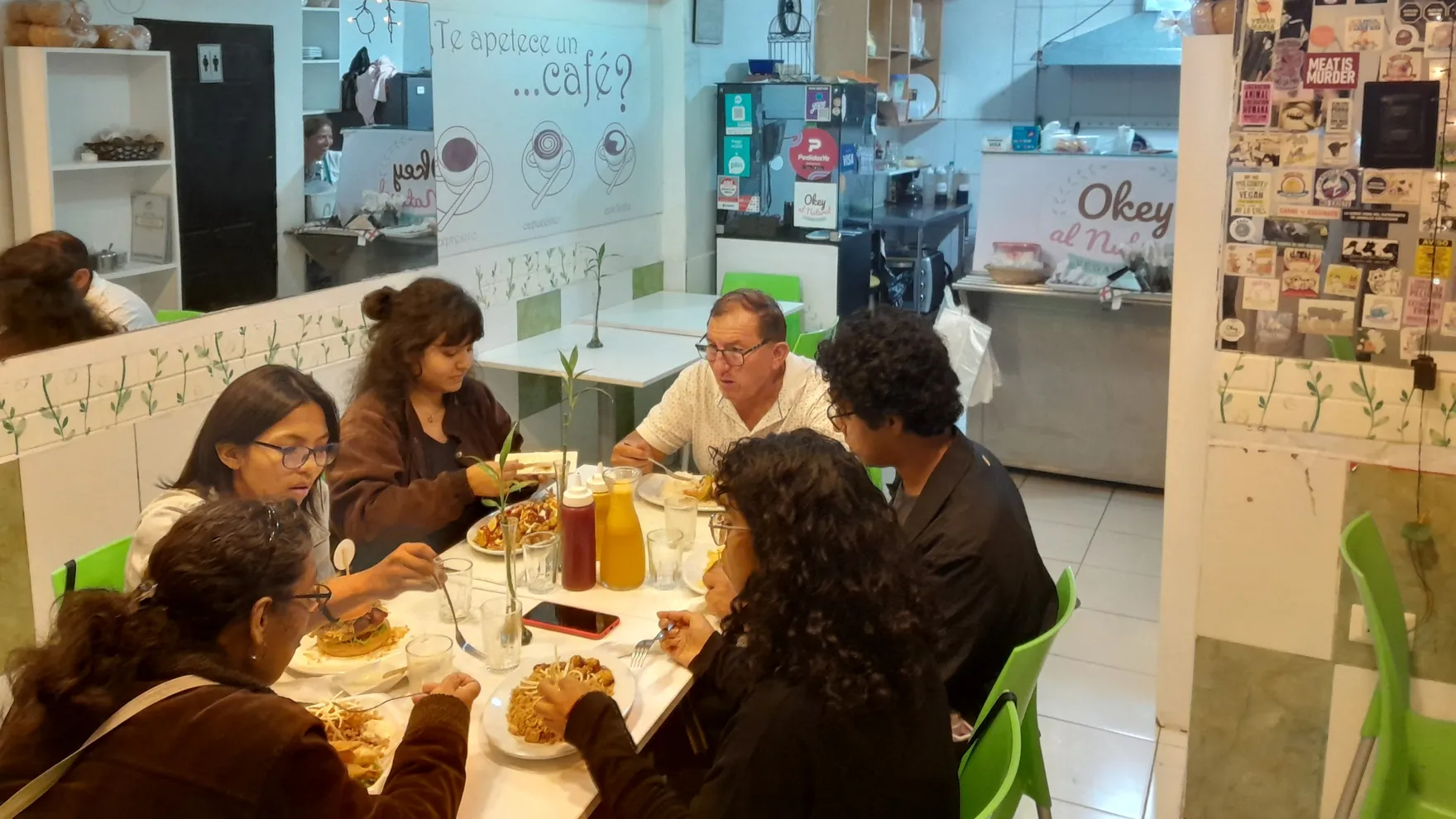 Okey Al Natural restaurant in Castrovirreyna 167