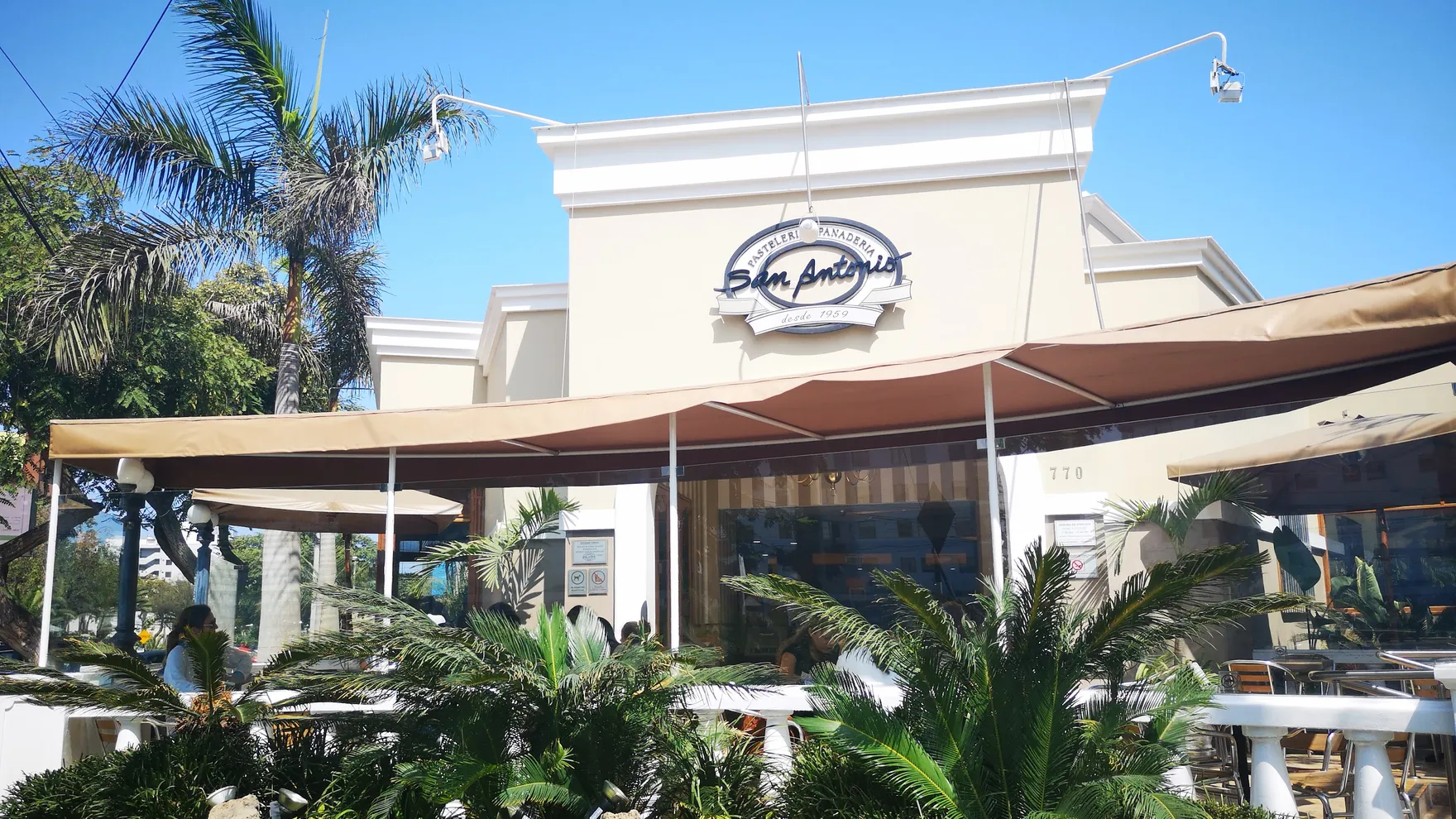 Pastelería San Antonio restaurant in Av. Vasco Núñez de Balboa 770