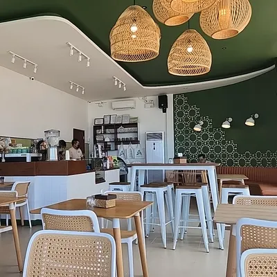 August Cafe & Restaurant restaurant