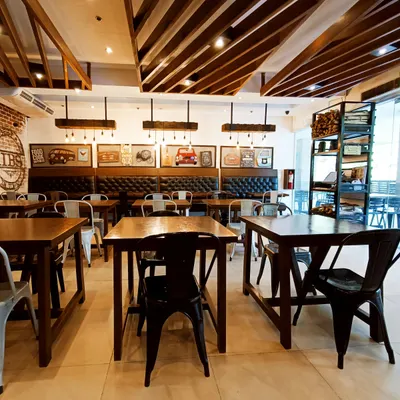 Ribs & Bibs Centrio Branch restaurant