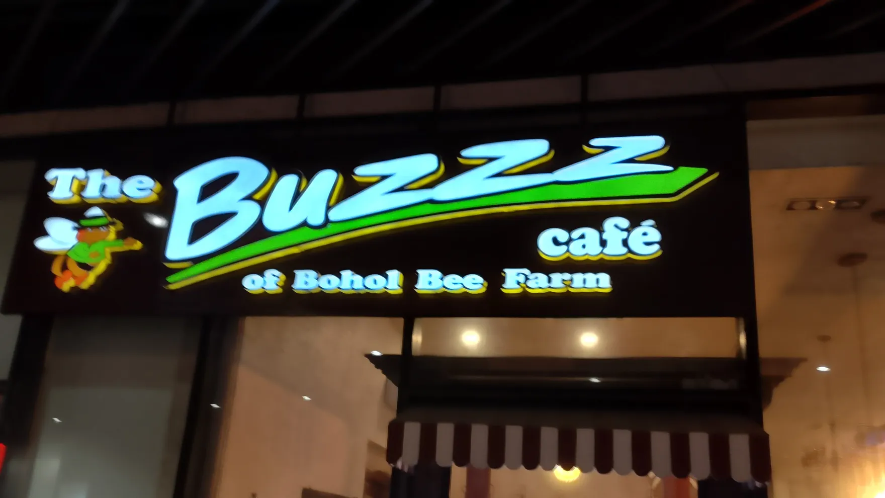 The Buzzz Cafe restaurant in Cebu City