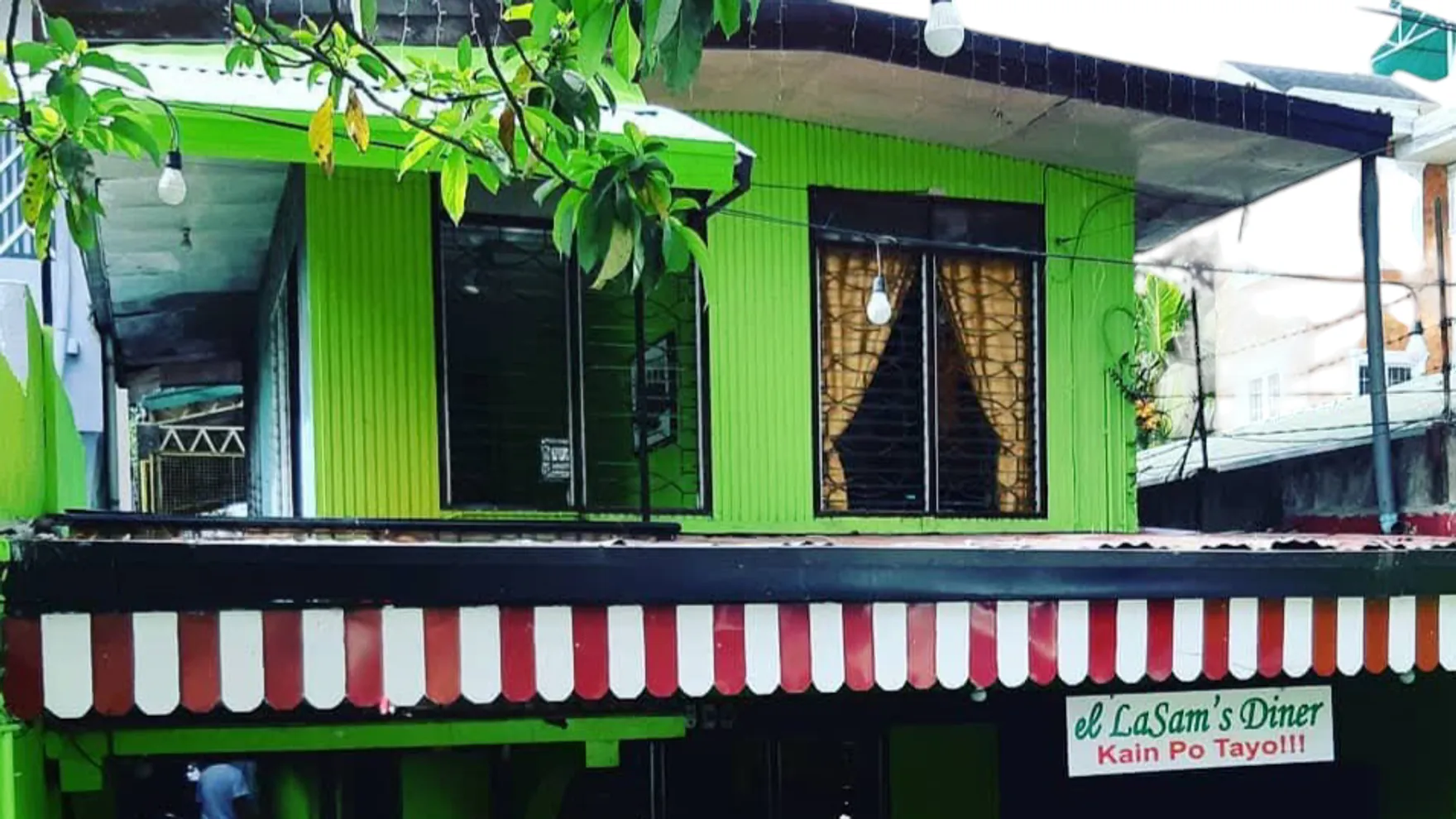 Lasam's Diner restaurant in Valenzuela