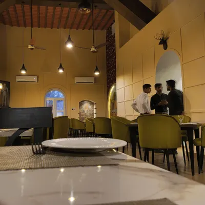 Cafe de soldier restaurant