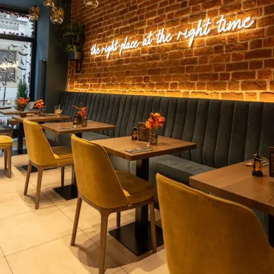 DESTINO Brunch Café restaurant