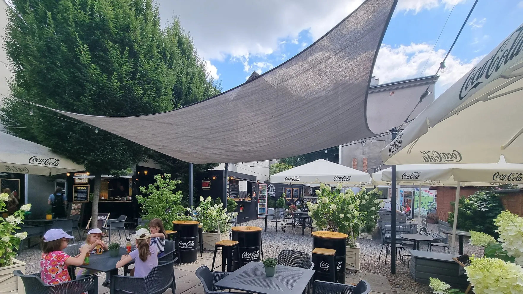 Turlaj Klopsa | Kazimierz restaurant in Ciemna 4