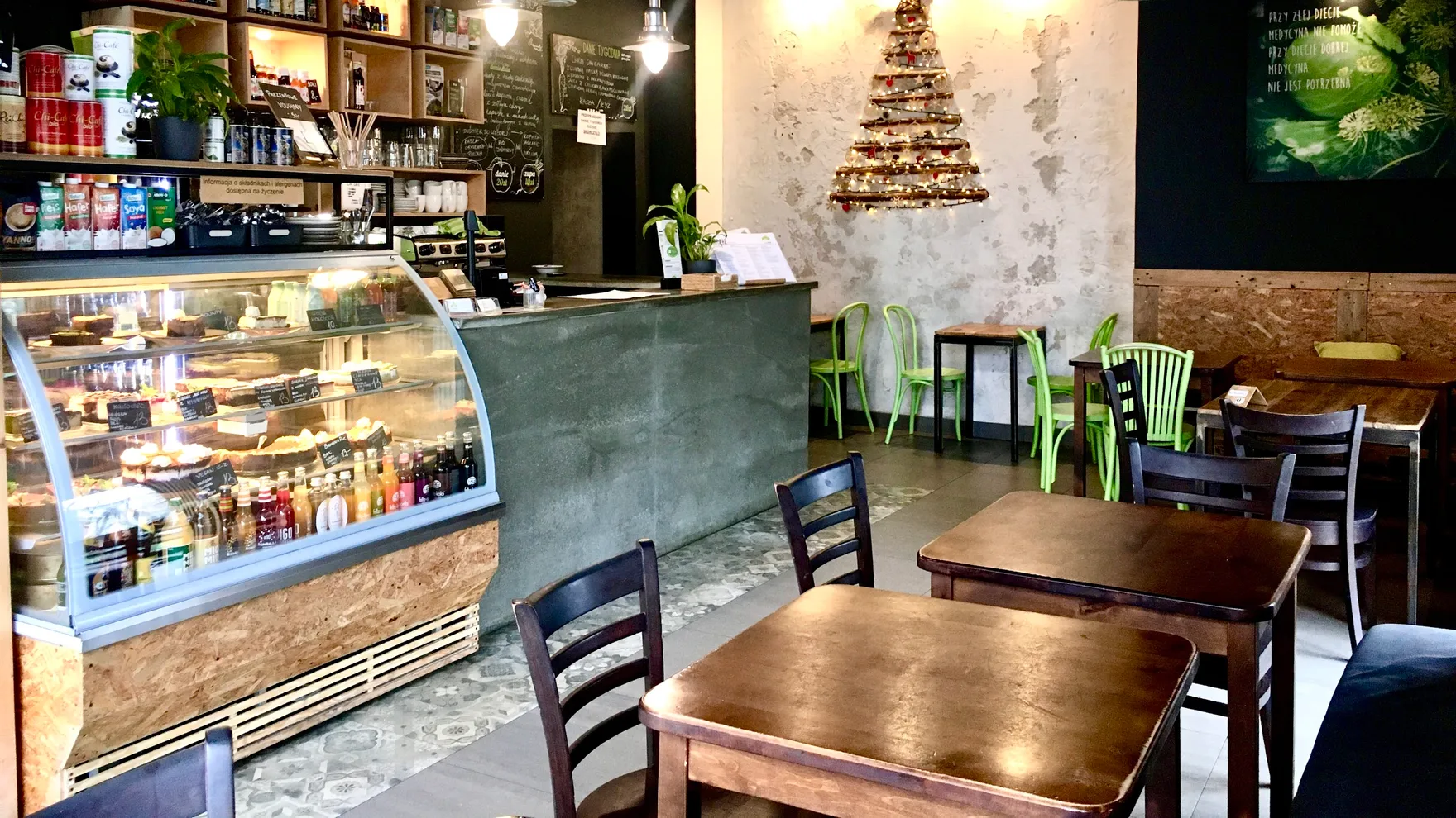Vege Miasto restaurant in Al. Solidarności 60A