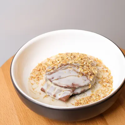 Raw to go kitchen restaurant