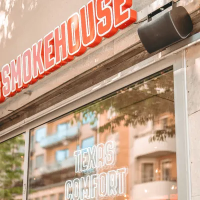 Prime Burgers & Smokehouse restaurant