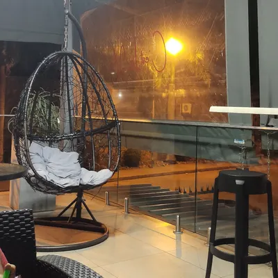 C'est La Vie restaurant