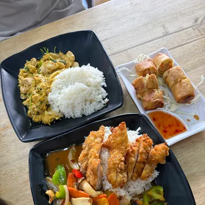 Grazie Thai Local Food - Wan Ton Noodle restaurant