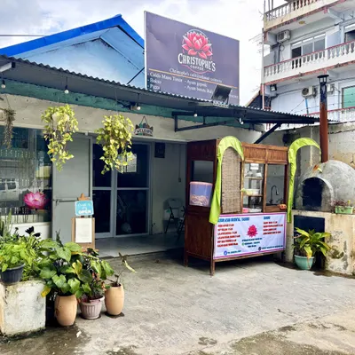 CHRISTOPHE'S CAFE restaurant