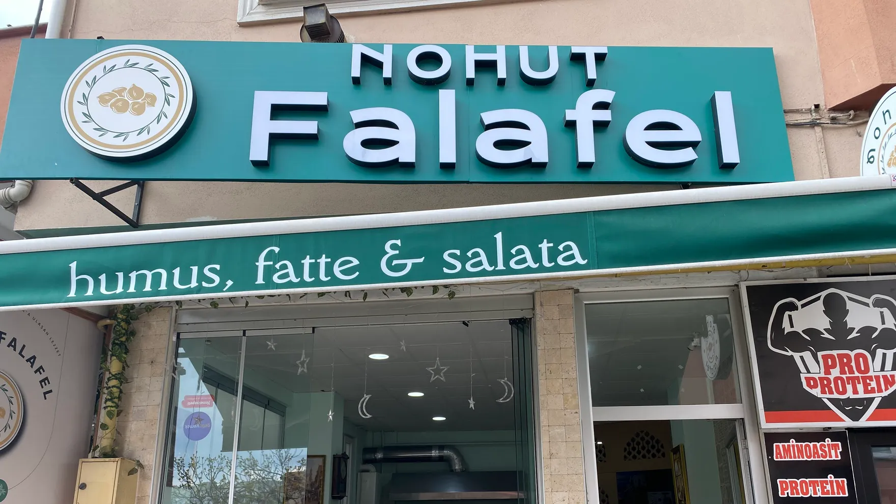 Nohut Falafel restaurant in Yeni Cd. no:4/B