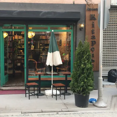 Monk Coffee & Books restaurant, photo: Monk Coffee & Books (業主)