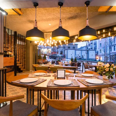 Mivan Restaurant & Cafe restaurant