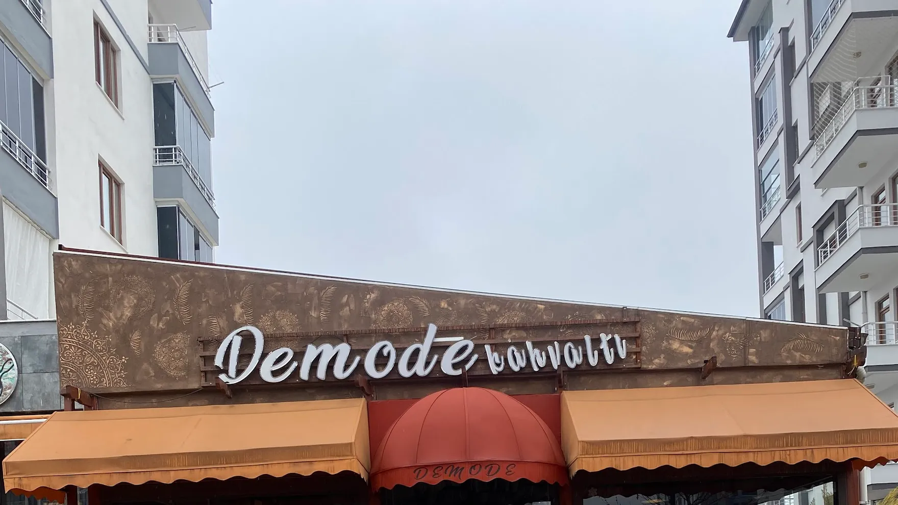 Demode Kahvaltı Salonu restaurant in 38.3176787