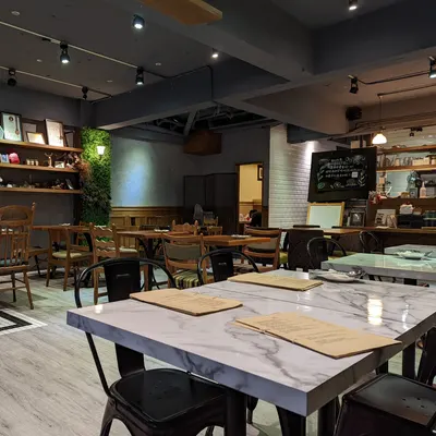 UncleQ by Veganday 純植物料理 週六日中午延長營業到15:00（L.O. 14:00) restaurant