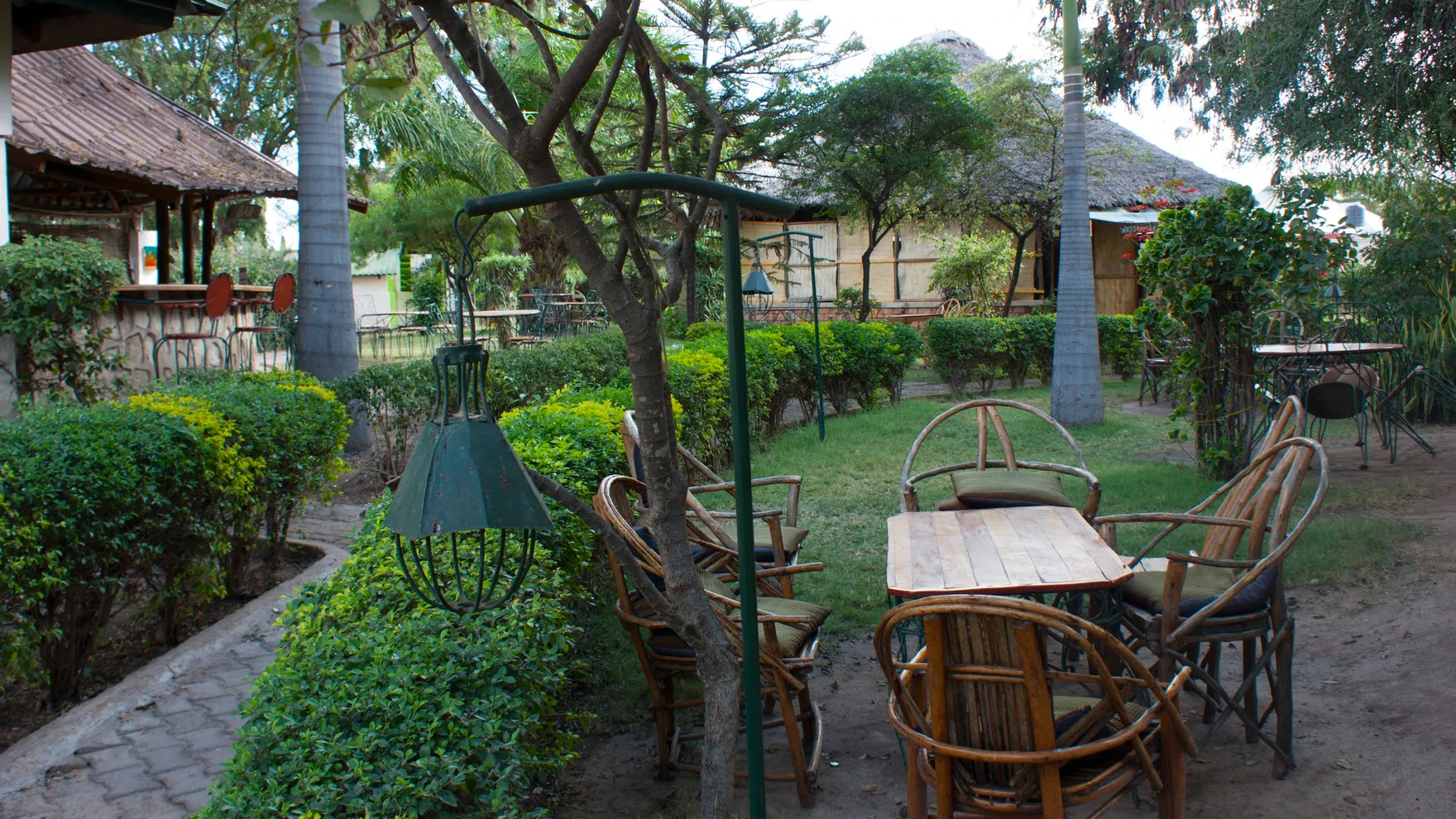 Pizzeria Leone L'Africano restaurant in TZ