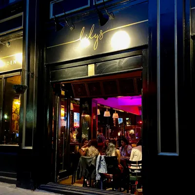 Lily's Bar - Pizza - Patio restaurant