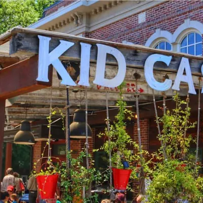 KID CASHEW restaurant