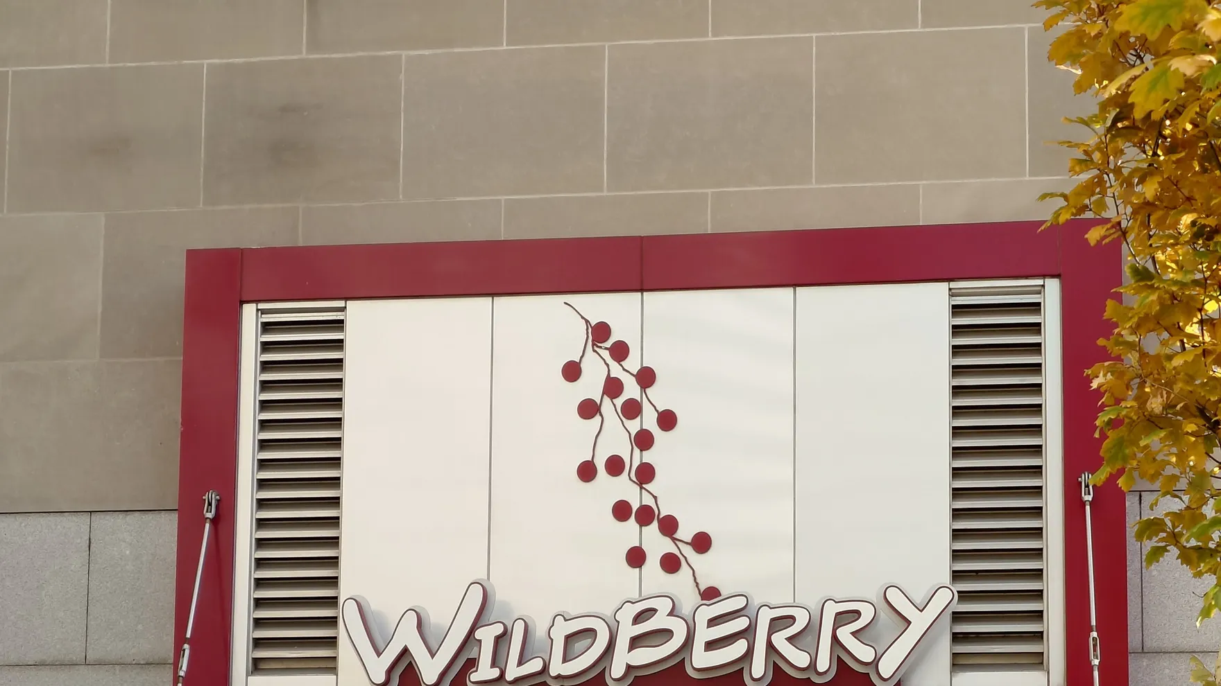 Wildberry Pancakes & Cafe restaurant in Chicago