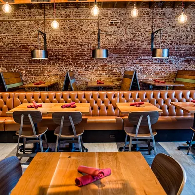 Acova restaurant