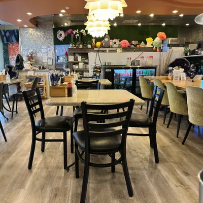 VeggiEAT restaurant