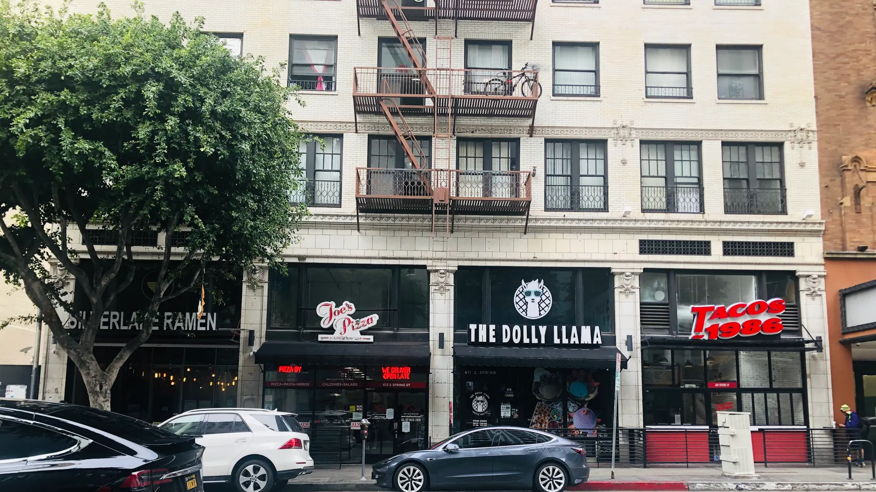 Joe's Pizza restaurant in Los Angeles