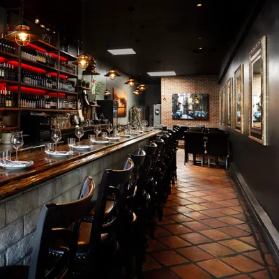 Pura Vita restaurant