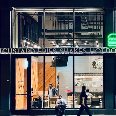 Shake Shack Downtown Los Angeles restaurant