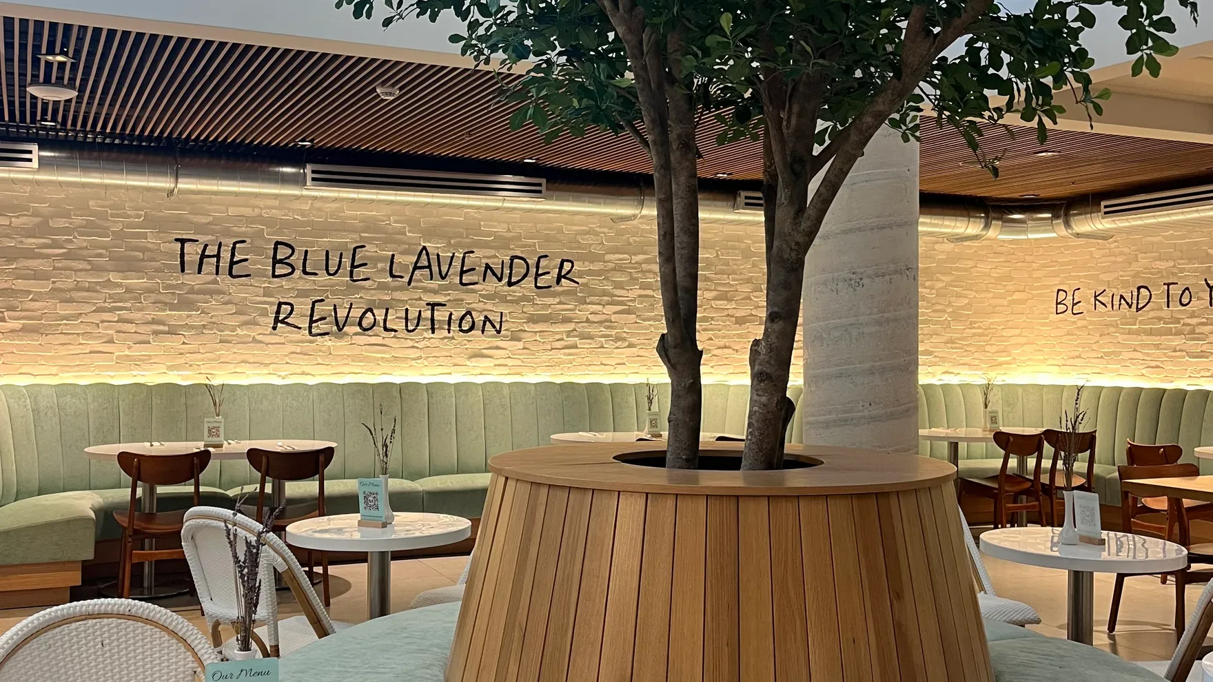 Blue Lavender Cafe & Market restaurant in Miami Beach