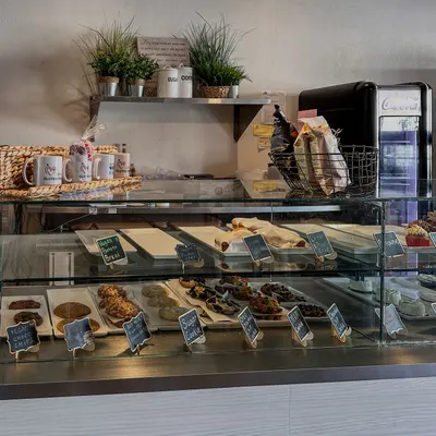 Dora's Bakery and Bistro restaurant