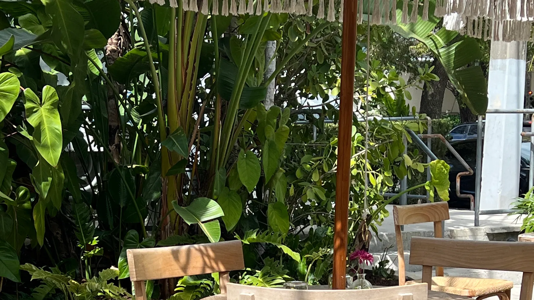Flora restaurant in Miami