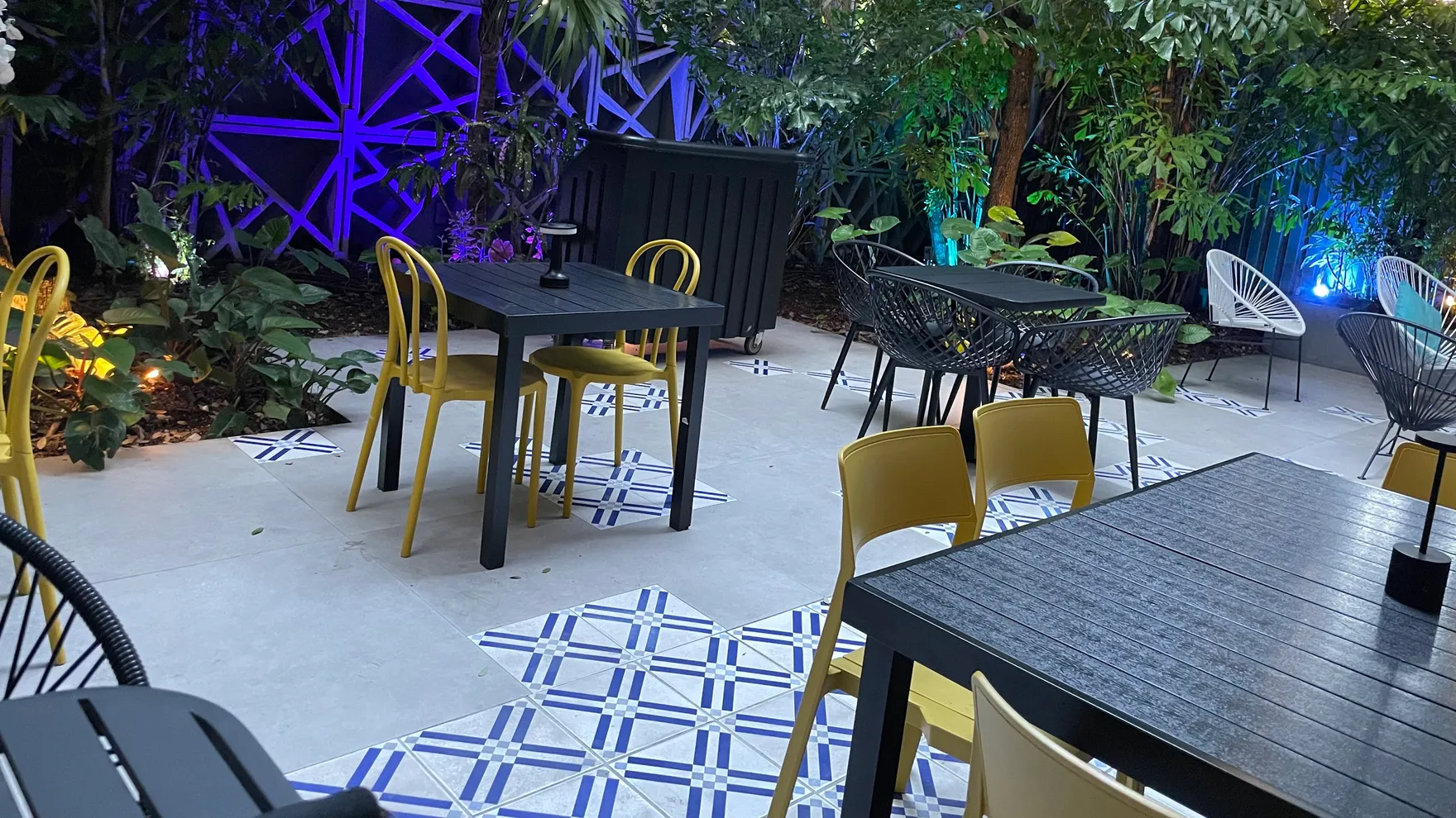 Mosaico Kitchen + Bar restaurant in Miami