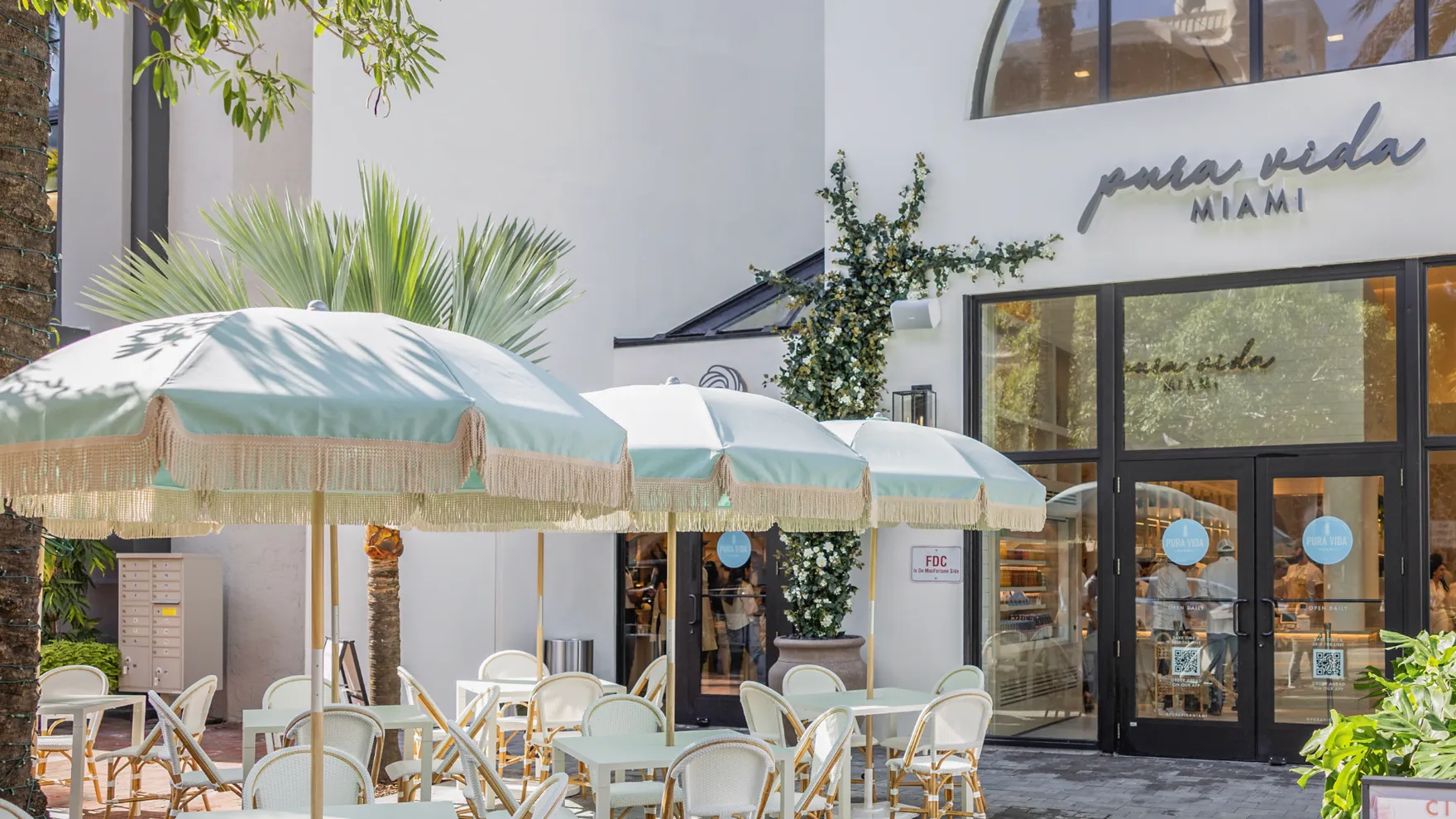 Pura Vida Miami restaurant in Miami