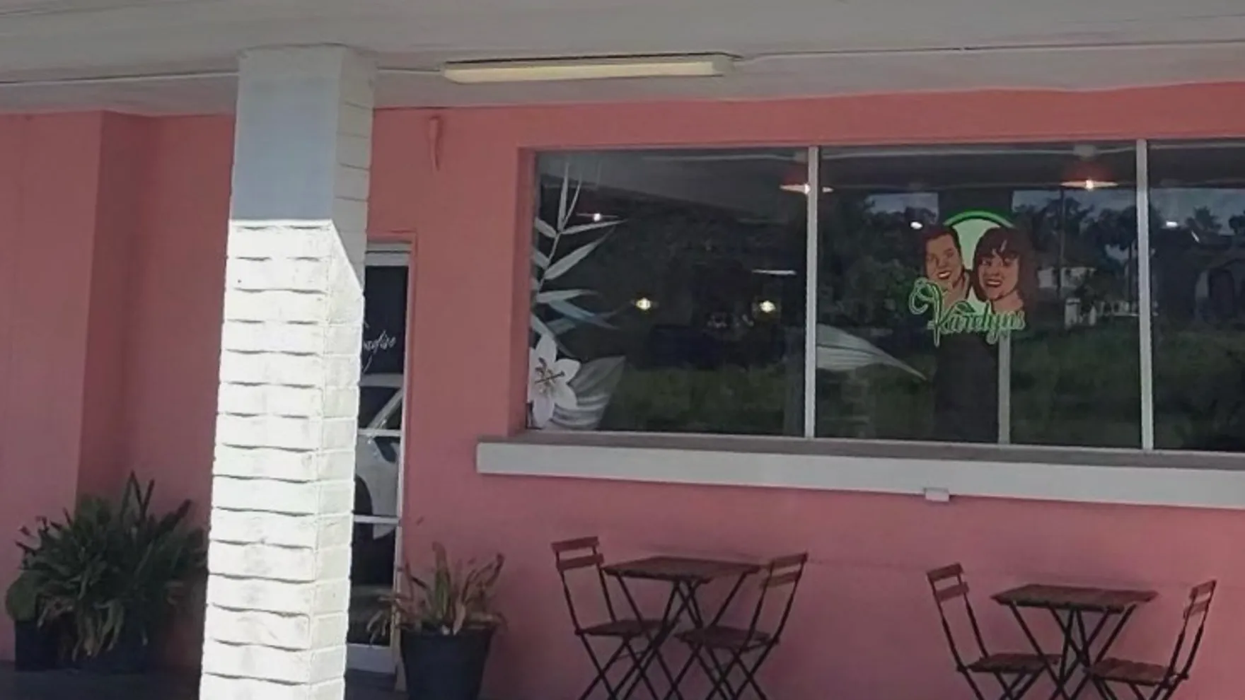 KARELYN'S VEGAN restaurant in Orlando