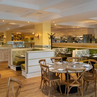 Mother's Bistro & Bar restaurant