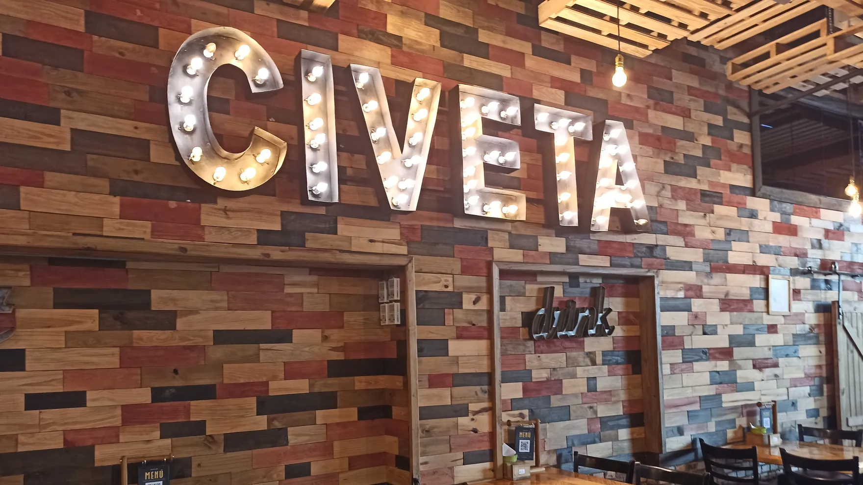 Civeta restaurant in Bolívar