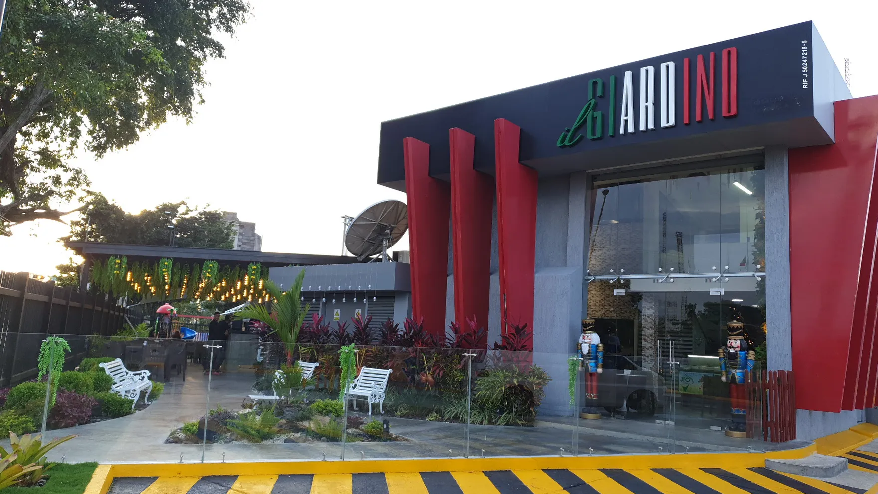 Restaurant il giardino restaurant in Bolívar