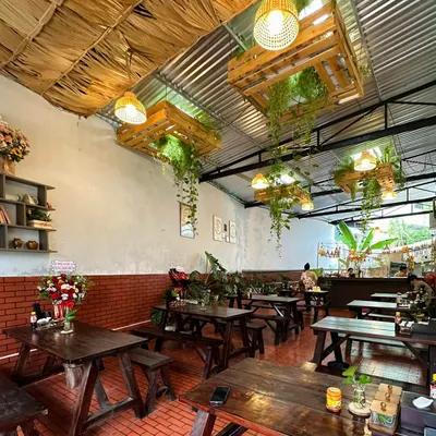 KARMA VEGAN - Tiệm chay nho nhỏ restaurant