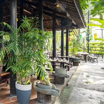 Làng Ngon restaurant
